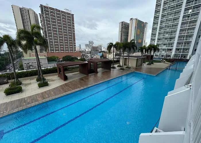 Bay Breeze Residences With Pool View * Manila
