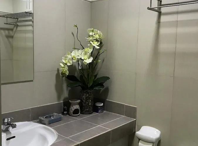 Apartamento Bay Breeze Residences With Pool View Manila